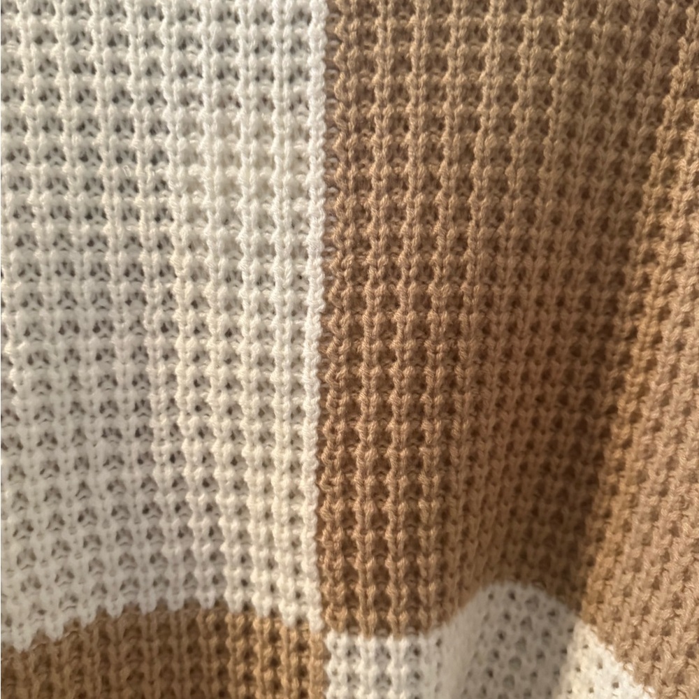Jessica Simpson Colorblock Knit Sweater - Picture 5 of 5